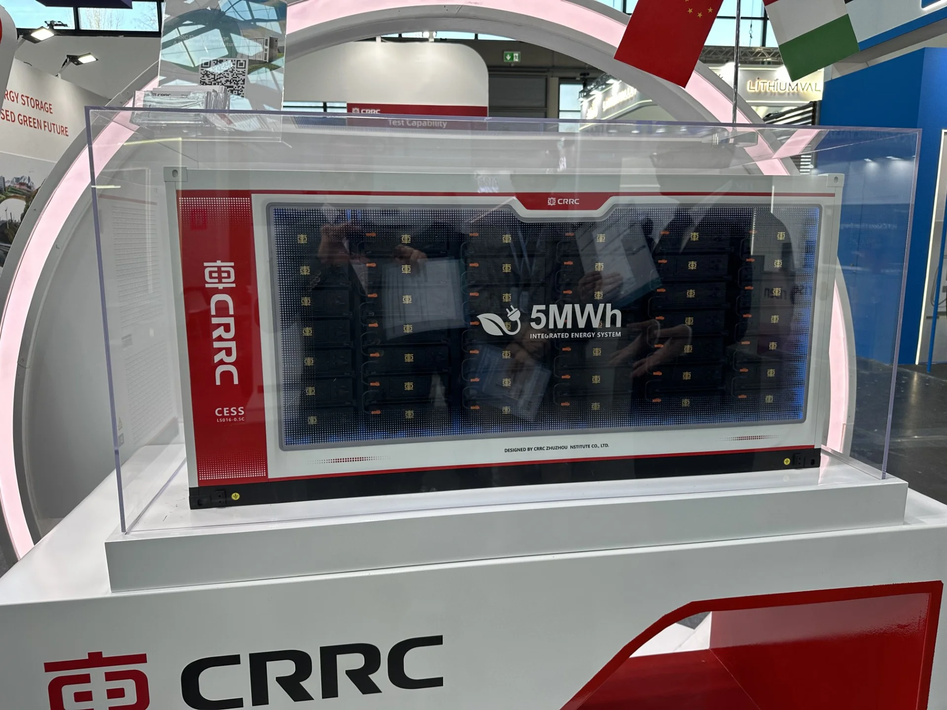CRRC CESS L5016 5 MWh integrated energy storage system, exhibited in Europe
