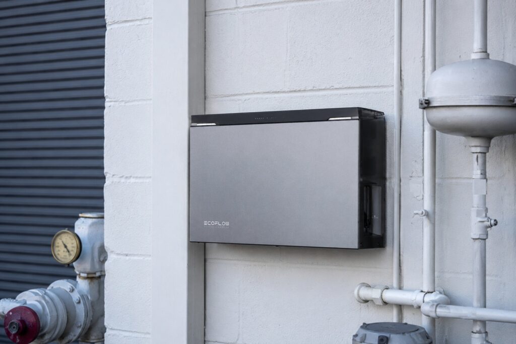 High-Consumption Modern Residences (12–16 kWp PV) with Domestic EV Wallbox